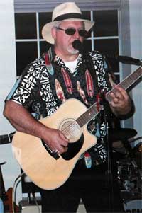 Larry Carr